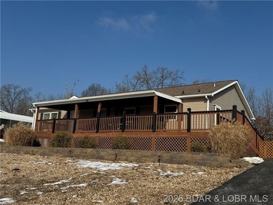 Lake of the Ozarks Home For Sale in Laurie Missouri