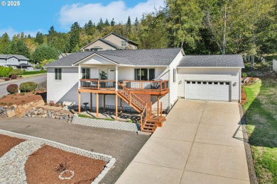 Lake Home For Sale in Longview, Washington