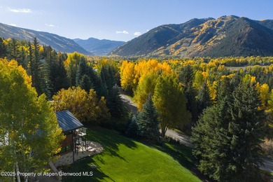 Perched on one of the most optimal locations above Willoughby - photo 1