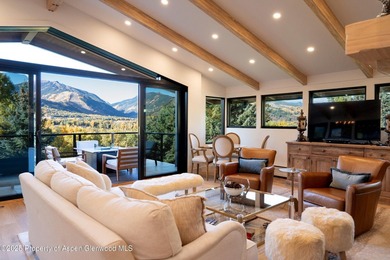 Perched on one of the most optimal locations above Willoughby - photo 3