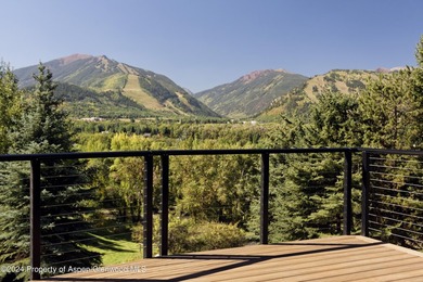 Perched on one of the most optimal locations above Willoughby - photo 8