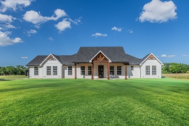 Lake Alvarado Home Sale Pending in Alvarado Texas