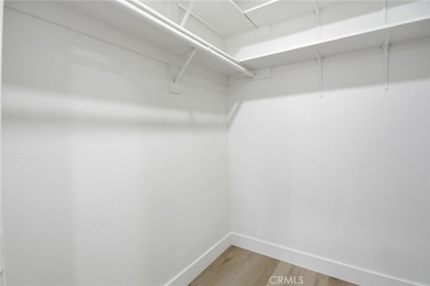 Turnkey 2-bedroom Wrigley townhome with an ATTACHED private - photo 13