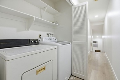 Turnkey 2-bedroom Wrigley townhome with an ATTACHED private - photo 16