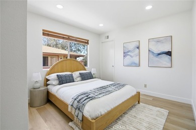 Turnkey 2-bedroom Wrigley townhome with an ATTACHED private - photo 17