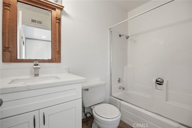 Turnkey 2-bedroom Wrigley townhome with an ATTACHED private - photo 18