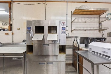 Turn-key commercial opportunity with established business on - photo 19