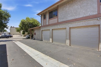 Turnkey 2-bedroom Wrigley townhome with an ATTACHED private - photo 20