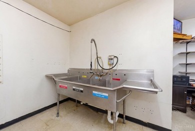 Turn-key commercial opportunity with established business on - photo 23