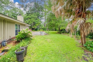 WELL MAINTAINED FAMILY HOME IN DESIRABLE RIVER OAKS! BEAUTIFUL - photo 32
