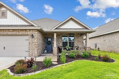 WELCOME TO CAMBRIDGE PARK! Step inside this all brick home and - photo 3