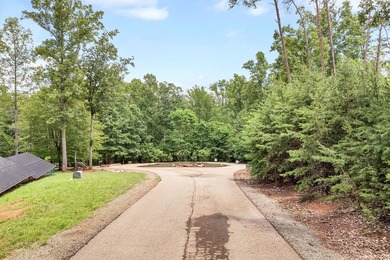 Nice Waterfront lot with 1.36 acres in beautiful Eagle Pointe - photo 11
