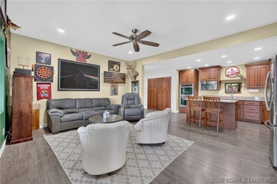 Experience the perfect blend of quality craftsmanship - photo 45