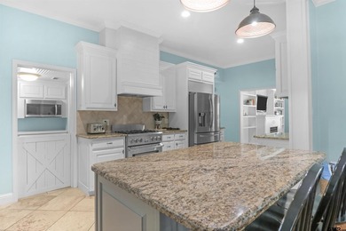 Beautifully renovated Lakehouse on Lake Jacksonville with 1,920 - photo 15