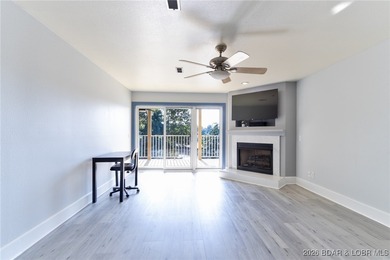 This inviting 3-bed, 2-bath main-level condo sits in The Ledges - photo 7