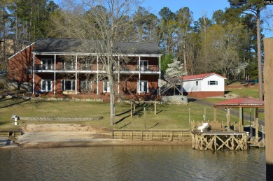 Custom 5 bedroom brick home on a 1.04 acre deep water cove lot - Lake Home For Sale in Ridgeway, South Carolina