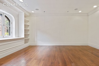 Welcome to 146 Hoyt St, a stunning and expansive 4,950 sq. ft - photo 6