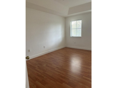 Beautiful two stories condo-townhouse in Courtyards at Nautica - photo 13