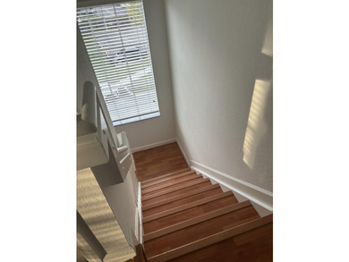 Beautiful two stories condo-townhouse in Courtyards at Nautica - photo 15