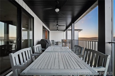 BIRDS EYE VIEW OF SHOOTOUT! Rare and spectacular TOP FLOOR