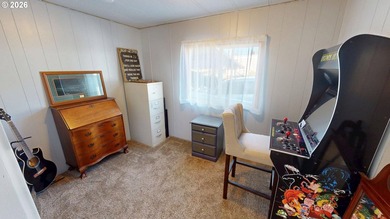 Beautifully updated home located in a quiet and friendly 55+ - photo 20