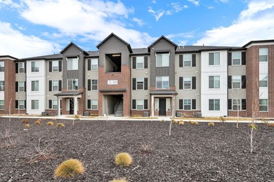 **BETTER THAN NEW!! *RARE FIND & MOVE IN READY!! *MORE SQUARE - photo 23