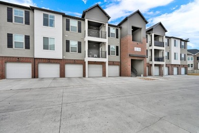 **BETTER THAN NEW!! *RARE FIND & MOVE IN READY!! *MORE SQUARE - photo 25