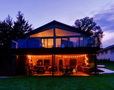 Lake Home For Sale in East Berlin, Pennsylvania