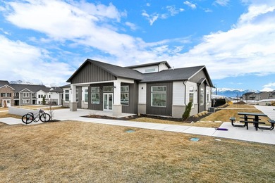 **BETTER THAN NEW!! *RARE FIND & MOVE IN READY!! *MORE SQUARE - photo 28