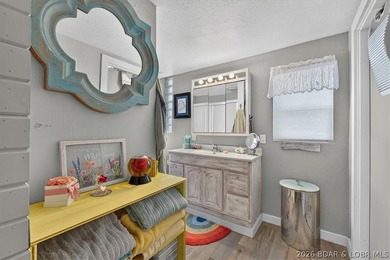 COMPLETELY REMODELED & FULLY FURNISHED! This turnkey 2-bedroom - photo 30