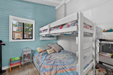 COMPLETELY REMODELED & FULLY FURNISHED! This turnkey 2-bedroom - photo 34