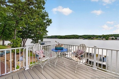 COMPLETELY REMODELED & FULLY FURNISHED! This turnkey 2-bedroom - photo 42