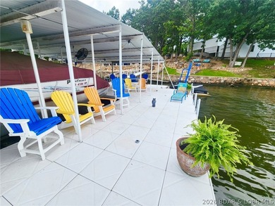 COMPLETELY REMODELED & FULLY FURNISHED! This turnkey 2-bedroom - photo 48