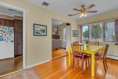 Experience the quintessential Bellport lifestyle in this - photo 7