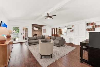 Welcome to 2814 Forest Grove Drive! Step into this impeccably - photo 3