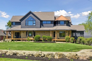 There are properties, and then there are estates that redefine - photo 3