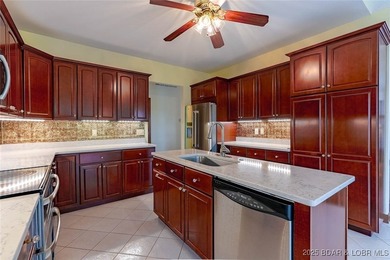 Contractor-built home with attention to detail in The Estates - photo 14