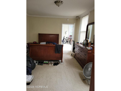 Beautifully renovated and maintained 5-unit apartment building - photo 14