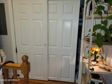 Beautifully renovated and maintained 5-unit apartment building - photo 21