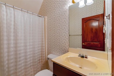 Contractor-built home with attention to detail in The Estates - photo 33