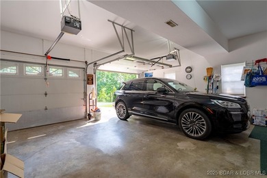 Contractor-built home with attention to detail in The Estates - photo 41