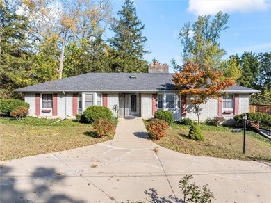 (private lake, pond, creek) Home Active Under Contract in Leavenworth Kansas