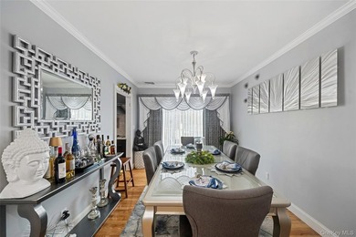 Welcome to 13 Noon Place - a beautifully maintained split-level - photo 7