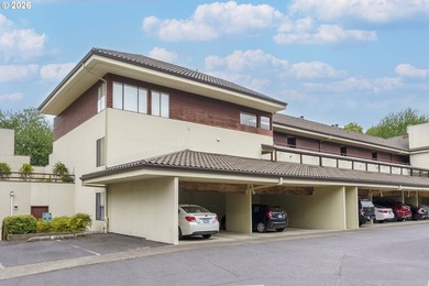 Lake Condo For Sale in Portland, Oregon