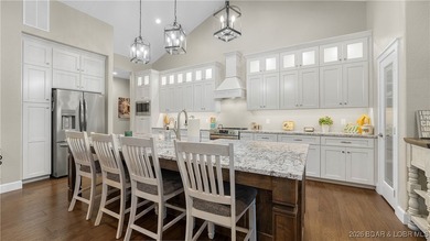 This gorgeous lakefront home truly has it all. Newly built in - photo 9
