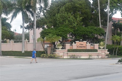 Coopers Hawk Lake  Condo For Sale in Doral Florida