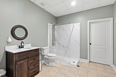 Custom-built 6BR/5BA home near the water with an easy commute to - photo 28
