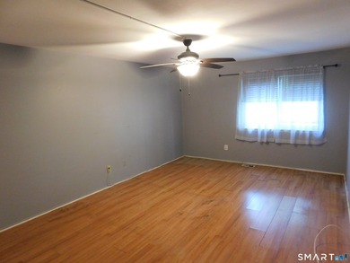 Spacious first floor Ranch style 2-bedroom condo, in a desirable - photo 8