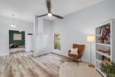 Welcome to this exceptional Craftsman-style residence nestled - photo 8