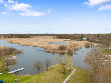 Enjoy peaceful water views in this well-maintained 3-bedroom, 2 - photo 5